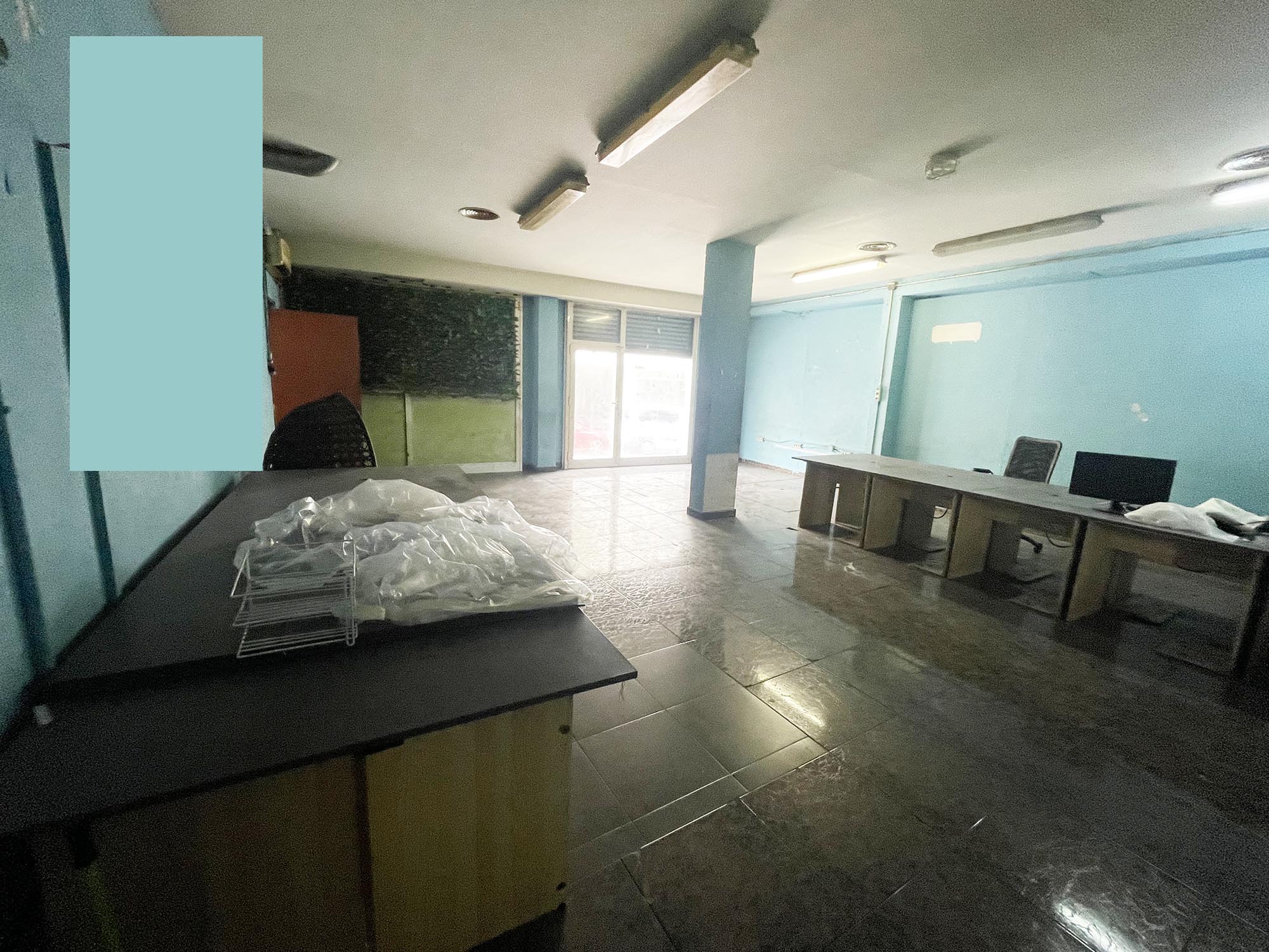 LOCAL COMERCIAL EN VENTA, EN MONTIGALÀ, BADALONA