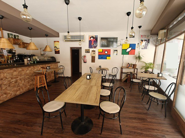 Traspaso de bar cafetería en Castellar del Vallés, Barcelona